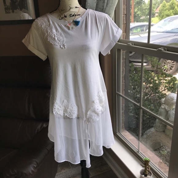 Anthro Kris Lace Tunic by Akemi + Kin NWT - Picture 3 of 6